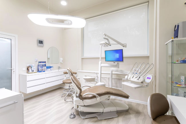 кабинет стоматологии Эскулап в Челябинске